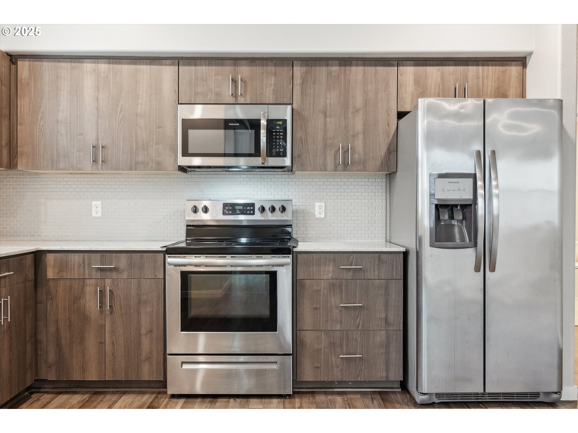 17137 Southwest Appledale Road, Unit 102 Beaverton, OR 97007 - Photo 4 of 29 Kitchen