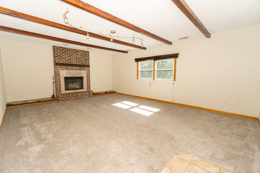 4-n036 Wooddale Road Addison, IL 60101 - Photo 4 of 20