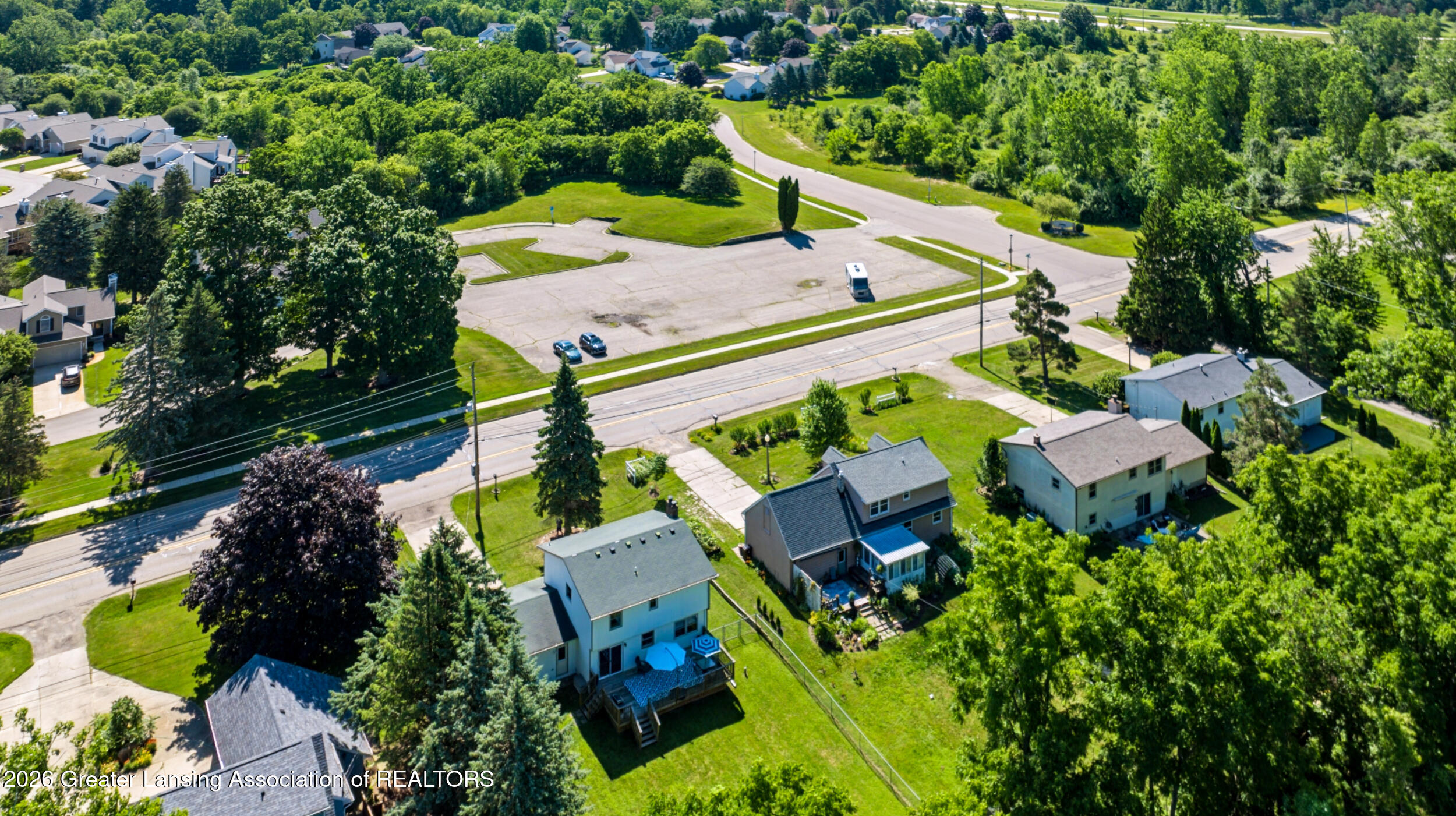 916 South Canal Road Lansing, MI 48917 - Photo 53 of 62 916 canal (30)