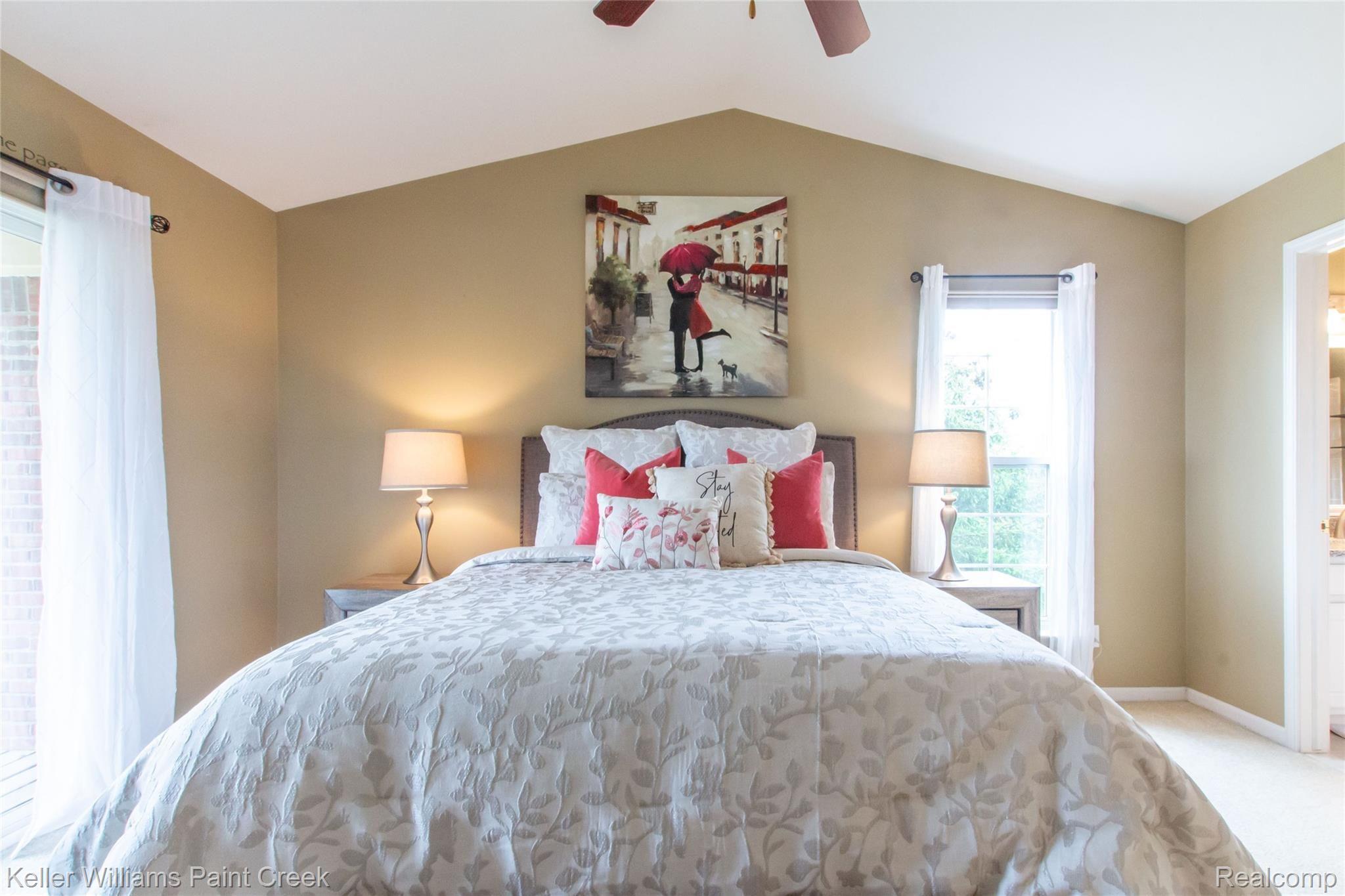 1934 Flagstone Circle Rochester, MI 48307 - Photo 24 of 36 07 master bedroom 3.jpg