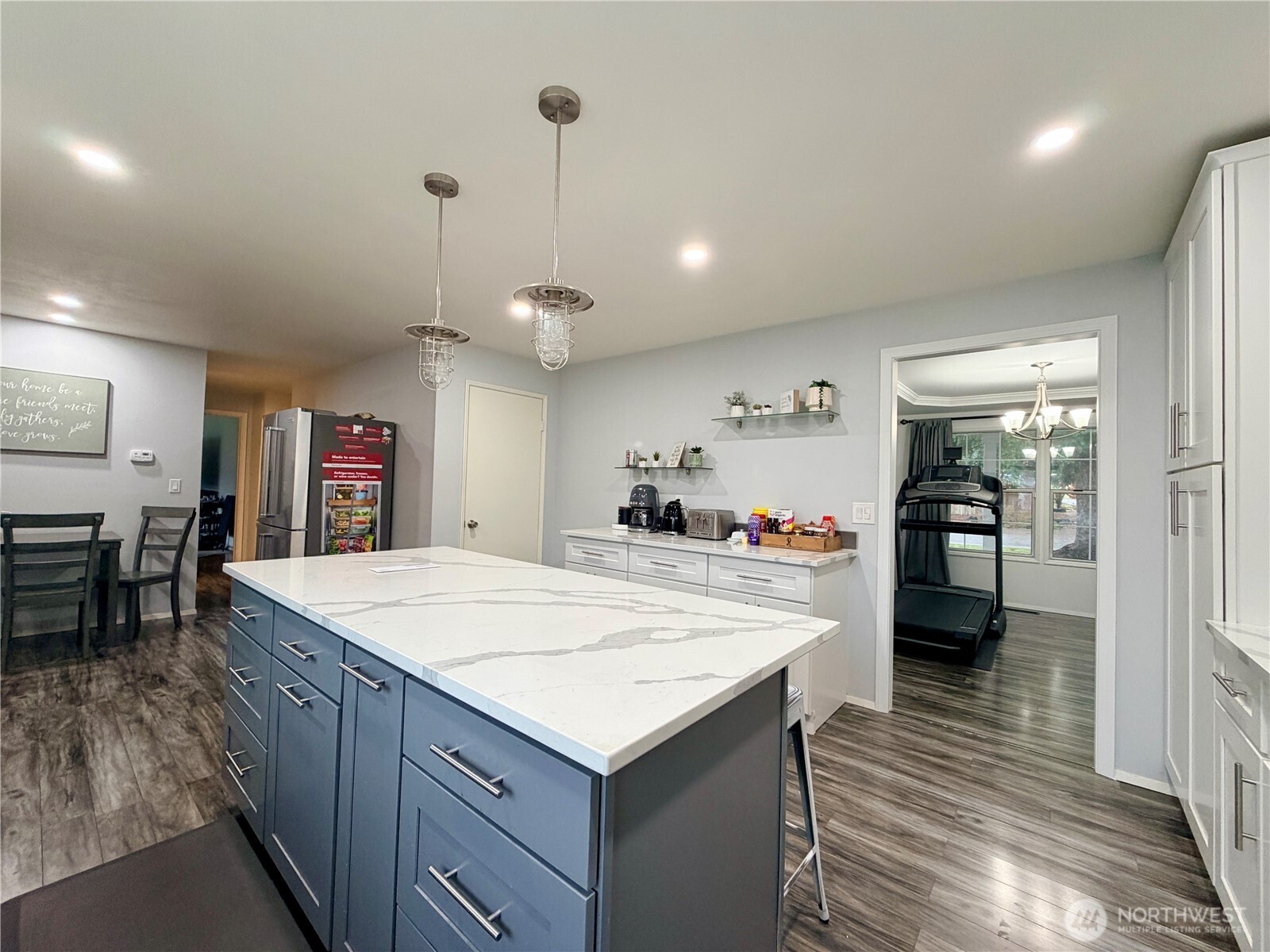 18902 133rd Place Southeast Renton, WA 98058 - Photo 15 of 40 a view of kitchen and kitchen island