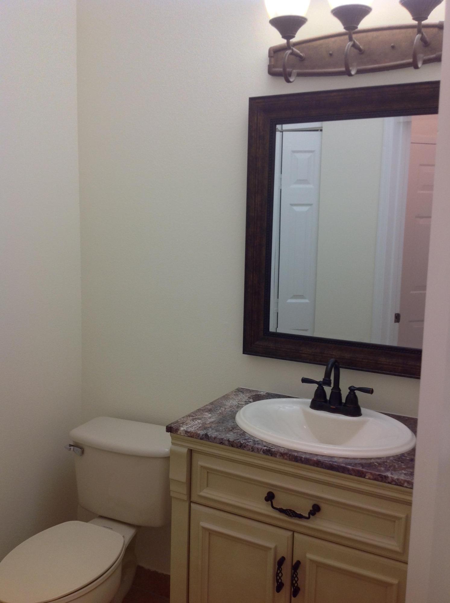 3087 Laurel Ridge Circle Riviera Beach, FL 33404 - Photo 15 of 29 Powder Room