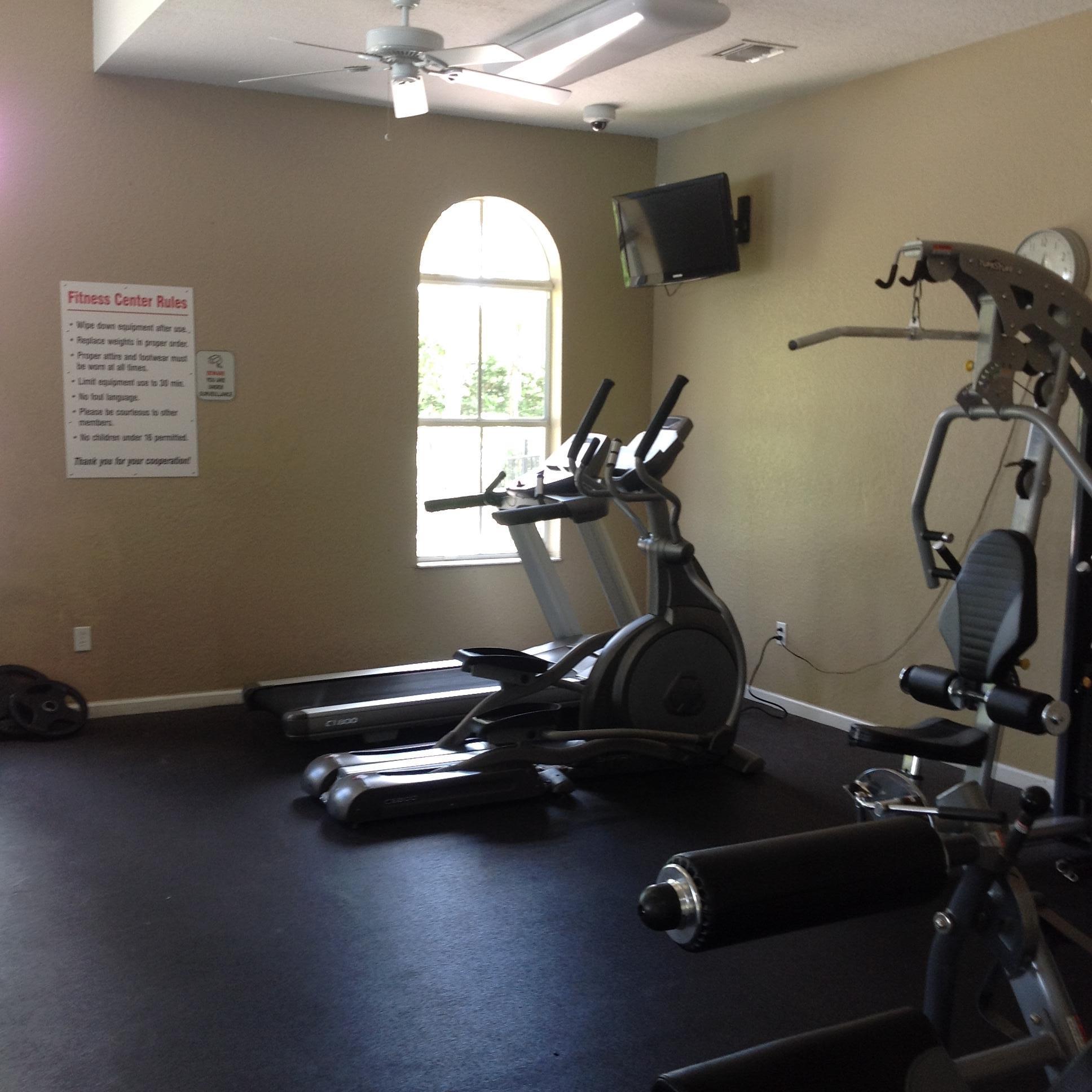 3087 Laurel Ridge Circle Riviera Beach, FL 33404 - Photo 24 of 29 Gym