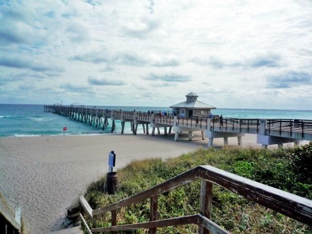 3087 Laurel Ridge Circle Riviera Beach, FL 33404 - Photo 27 of 29 Juno Beach Pier
