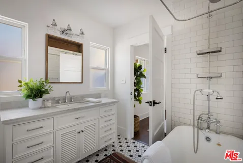 $895,000 | 1616 Allesandro Street, Los Angeles, CA 90026