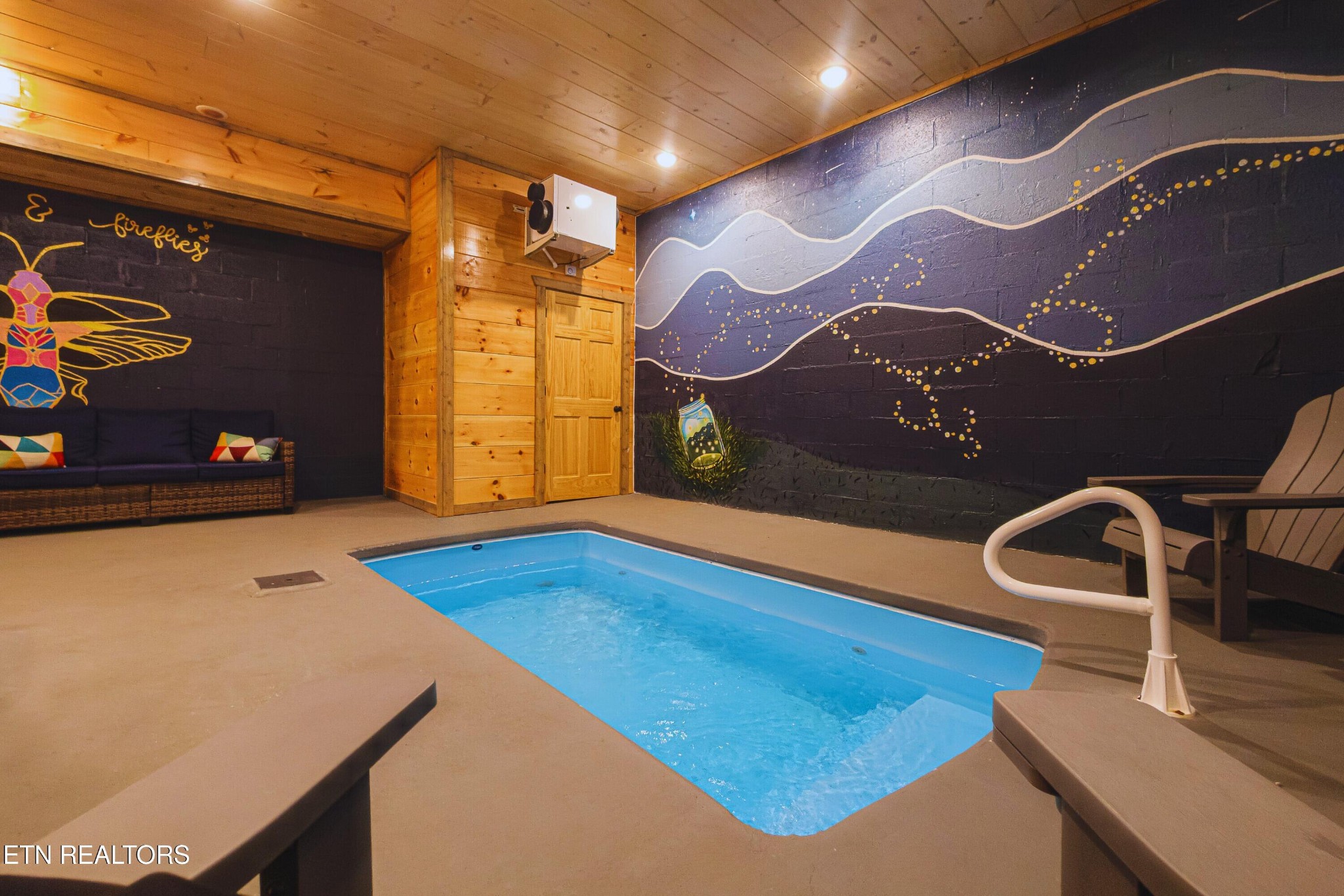 2033 Eagle Feather Drive Sevierville, TN 37876 - Photo 21 of 27 a view of a room with gym equipment