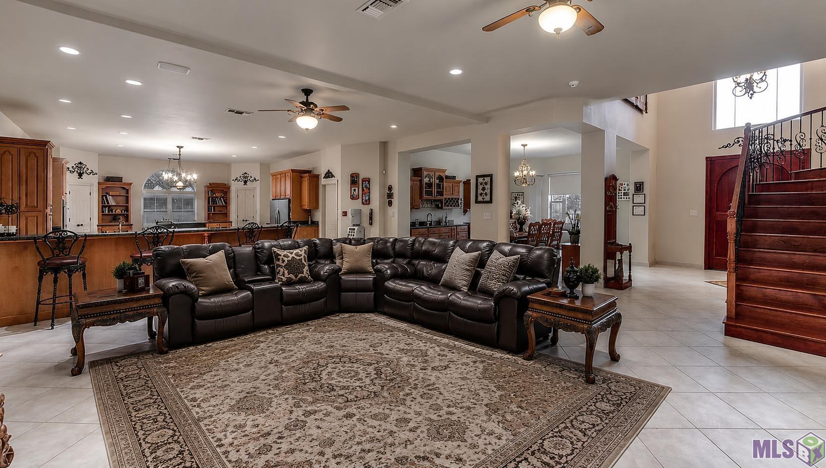 207 Regal Row Houma, LA 70360 - Photo 11 of 24