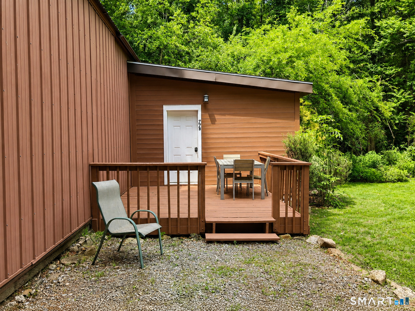 77 North High Street Clinton, CT 06413 - Photo 23 of 34