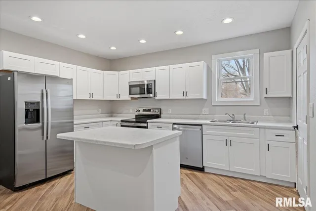 $124,900 | 1022 North Walnut Street, Springfield, IL 62702