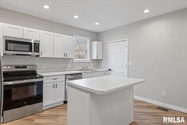 $124,900 | 1022 North Walnut Street, Springfield, IL 62702