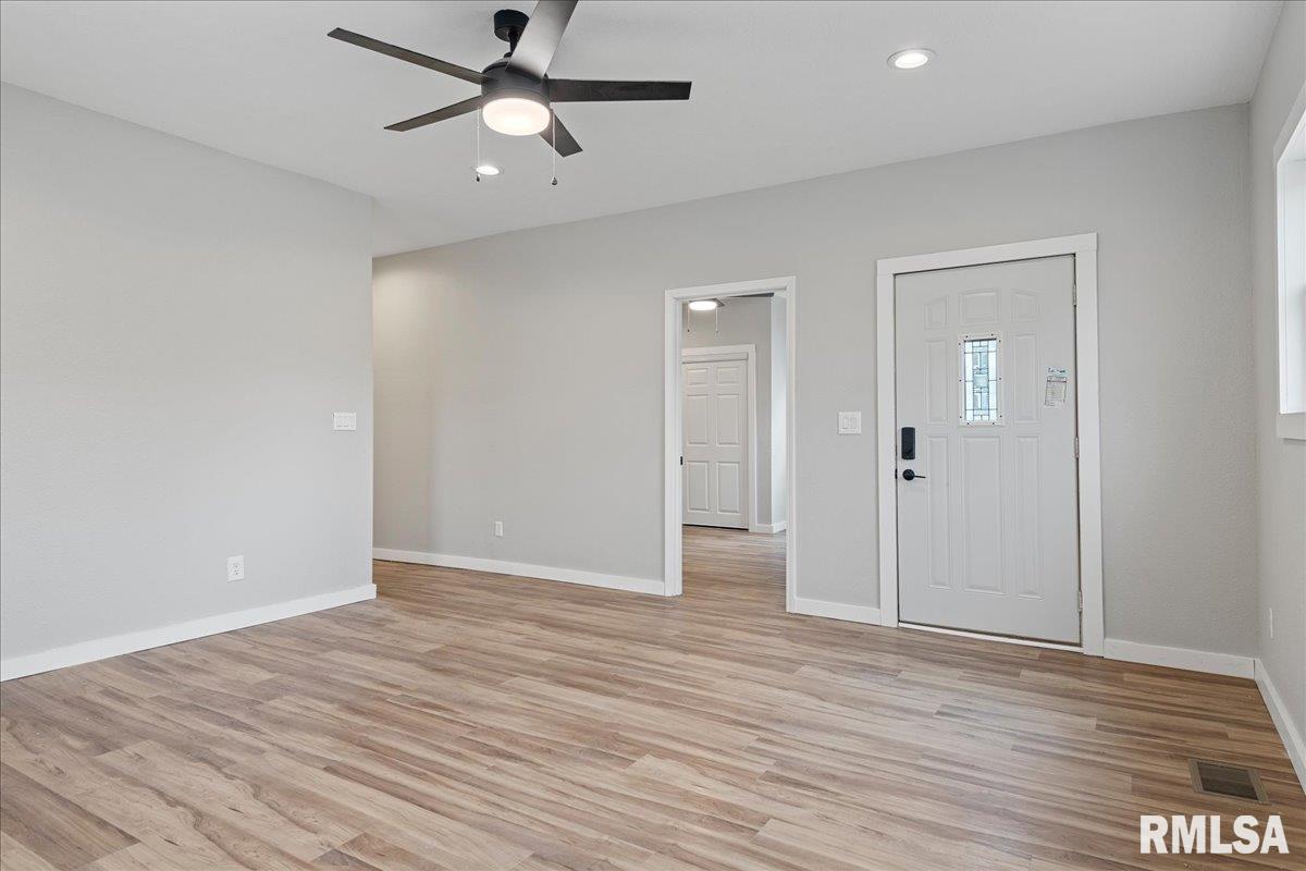 1022 North Walnut Street Springfield, IL 62702 - Photo 4 of 23