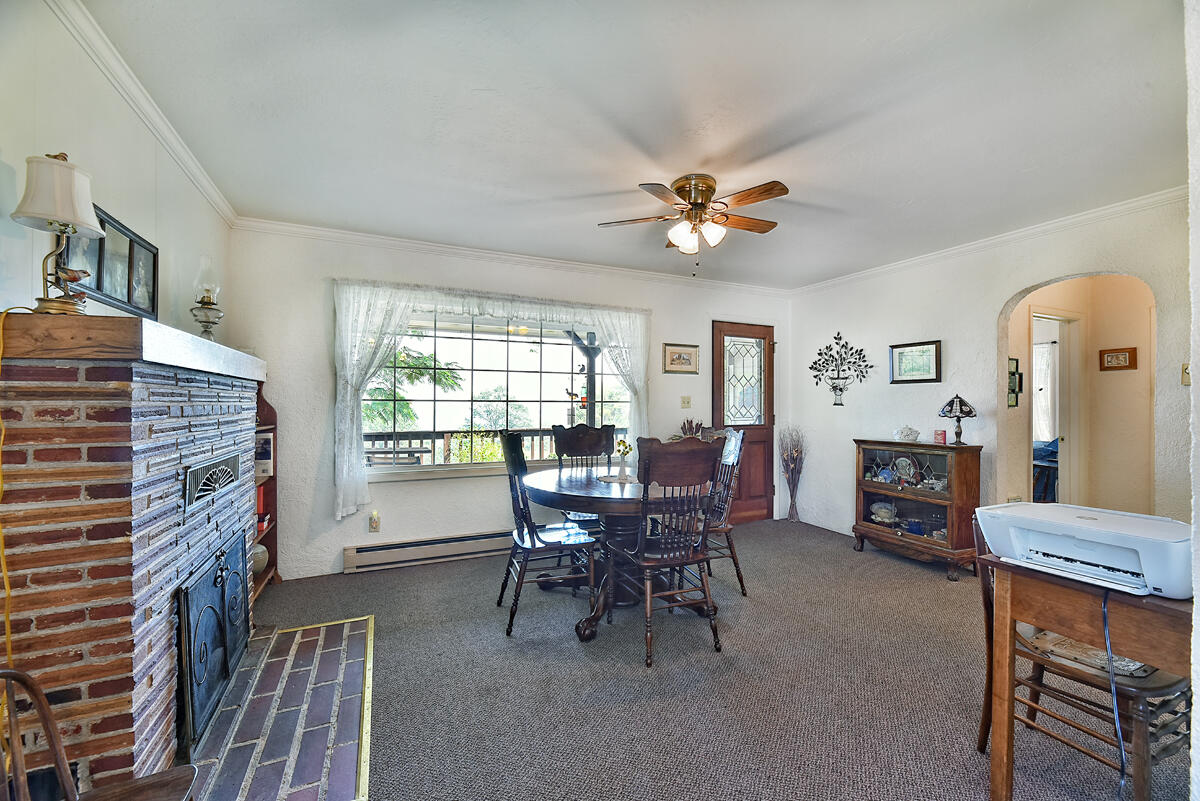 6380 Adams Road Talent, OR 97540 - Photo 8 of 37 7