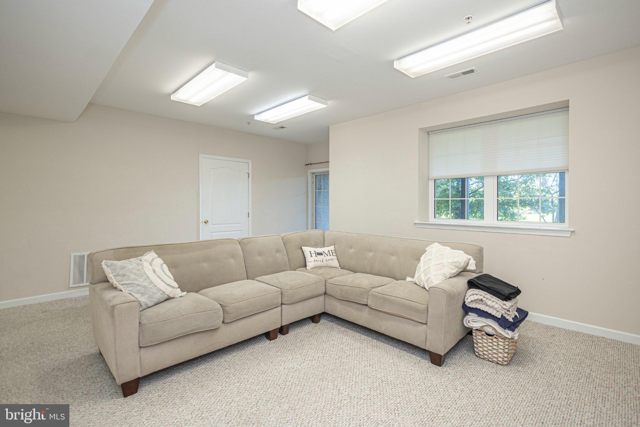 4547 Old Oak Road Doylestown, PA 18902 - Photo 40 of 50 Gallery Image 40