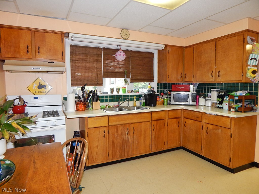 7962 Wadsworth Road Wadsworth, OH 44281 - Photo 6 of 20