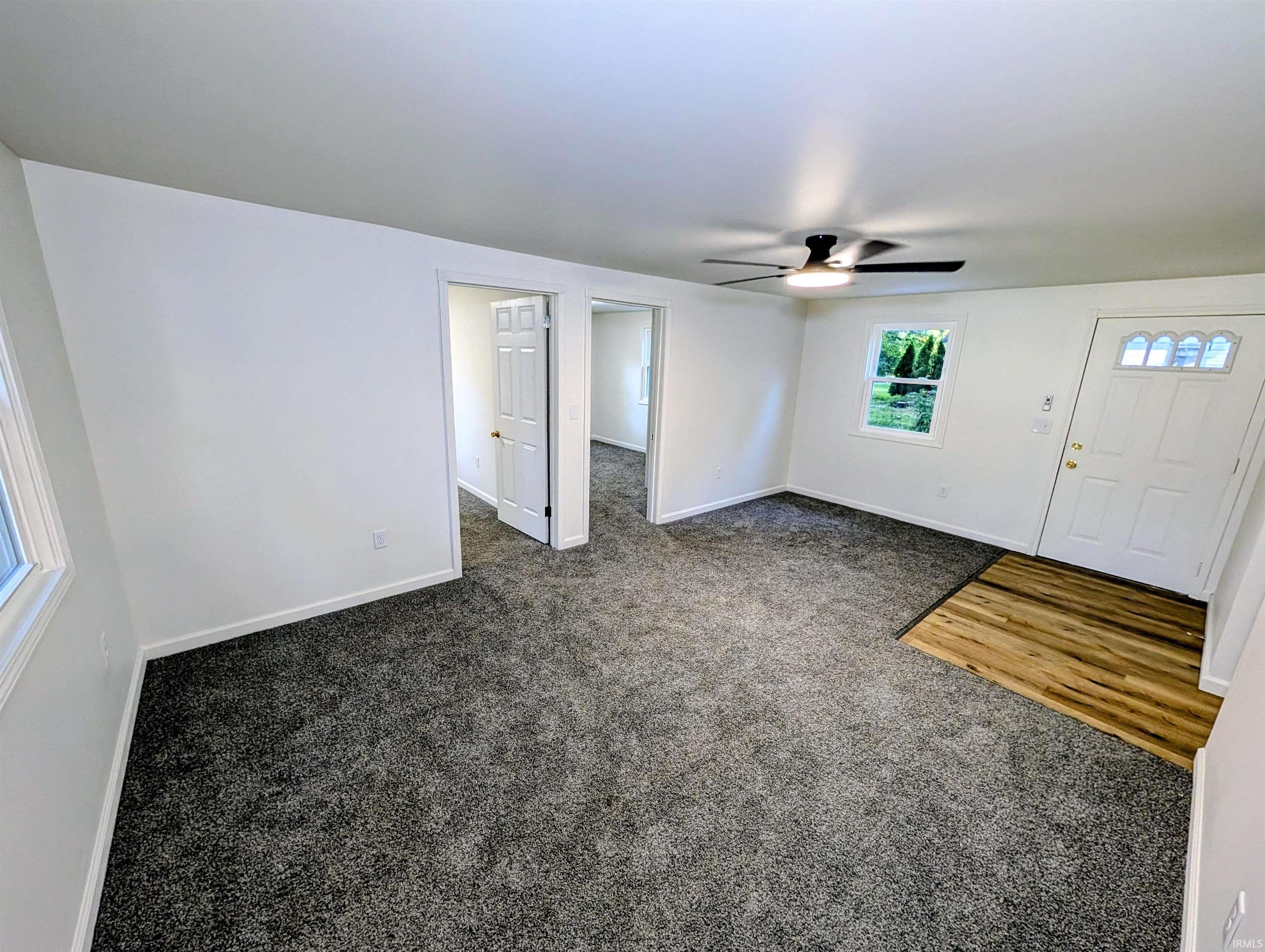 55405 Glenn Road South Bend, IN 46628 - Photo 4 of 19 Gallery Image 4