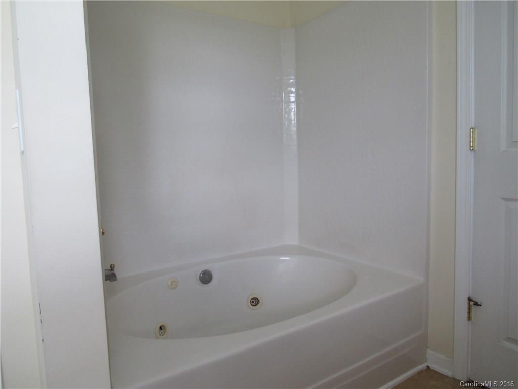 10620 Gold Pan Road Charlotte, NC 28215 - Photo 13 of 21 Gallery Image 13