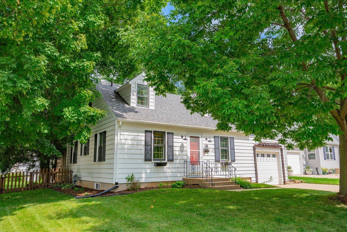 102 Maple Street Sun Prairie, WI 53590 - Photo 1 of 1 Gallery Image 1