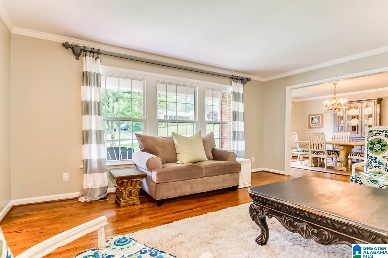 1811 Seneca Road Vestavia Hills, AL 35216 - Photo 12 of 49