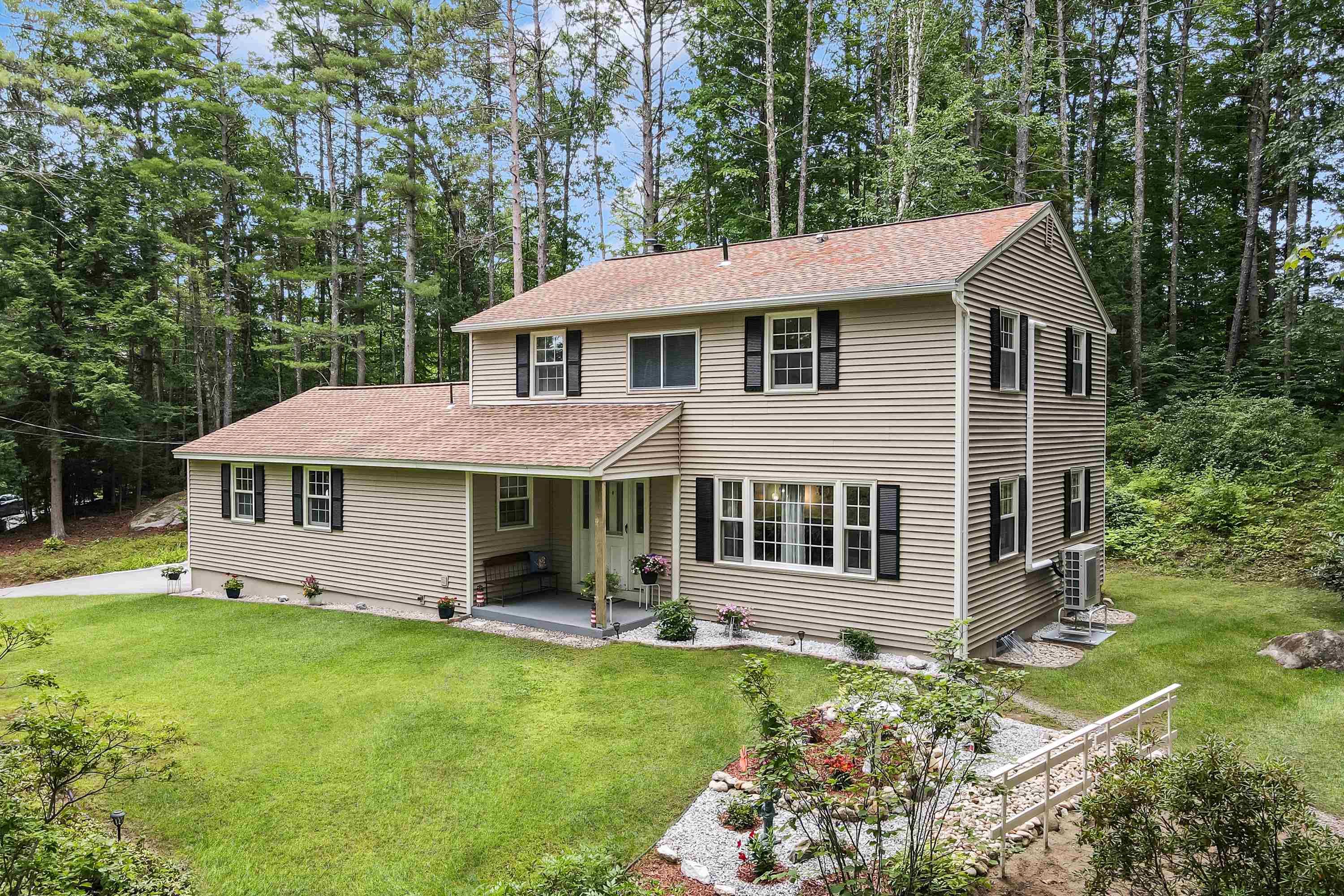 10 Cob Road Bow, NH 03304 - Photo 1 of 30