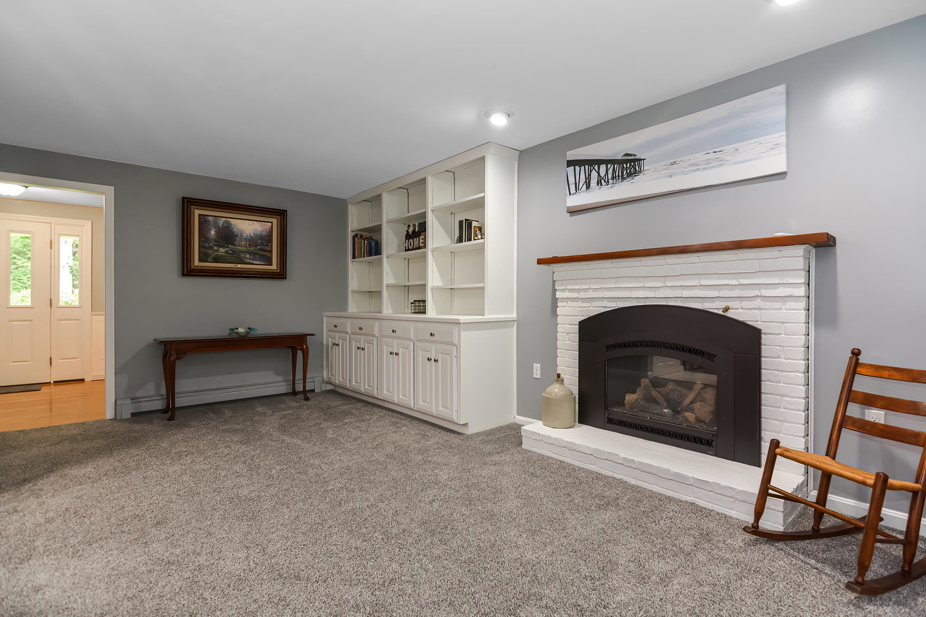10 Cob Road Bow, NH 03304 - Photo 3 of 30