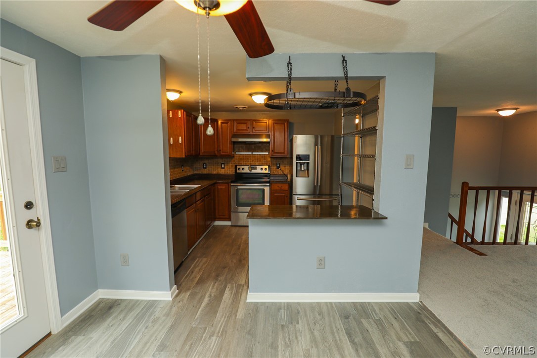 9122 Pepperidge Road North Chesterfield, VA 23236 - Photo 17 of 48 Gallery Image 17