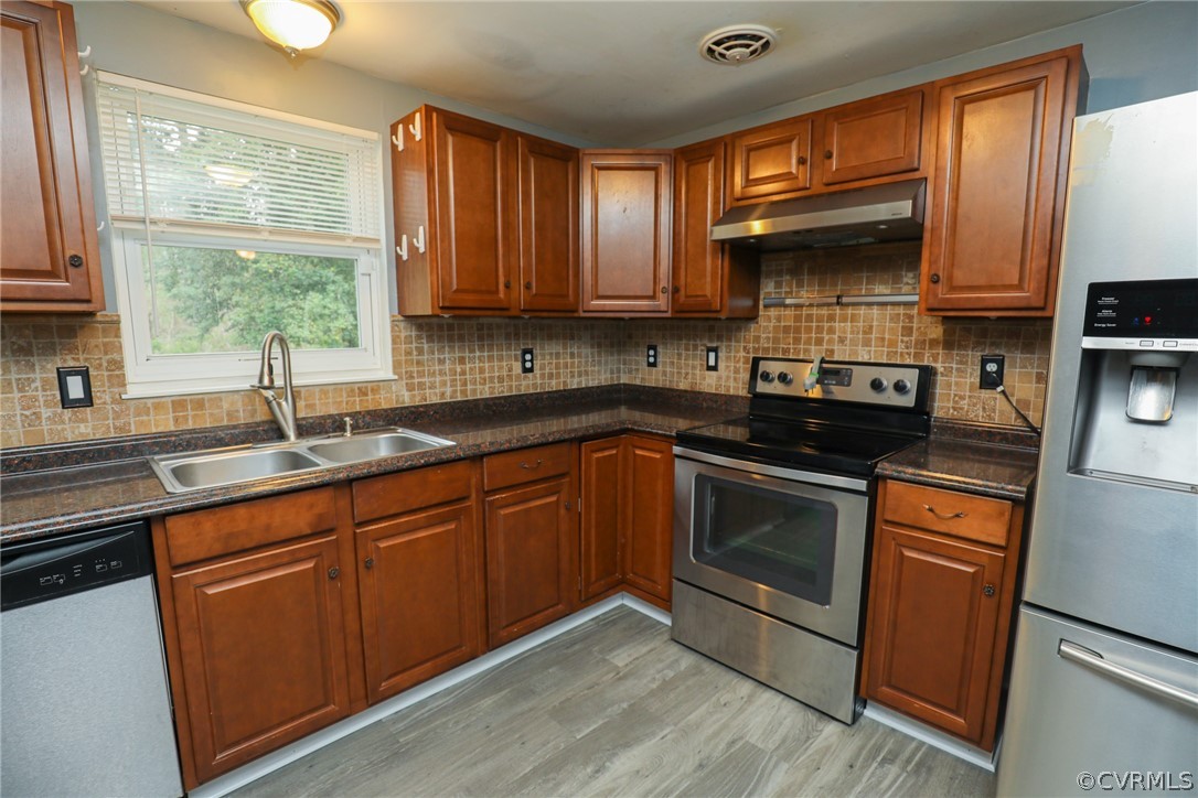 9122 Pepperidge Road North Chesterfield, VA 23236 - Photo 22 of 48 Gallery Image 22