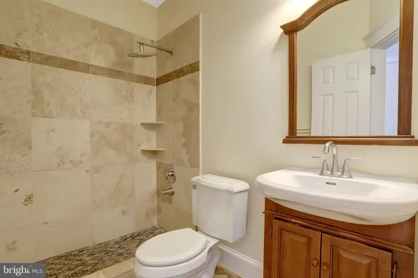 $1,760,000 | 639 23rd Street South, Arlington, VA 22202