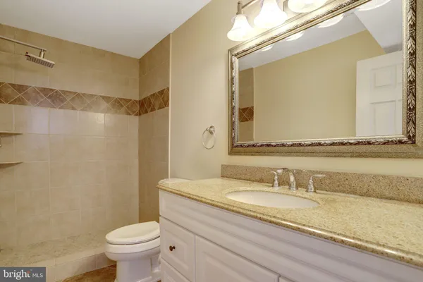 $1,760,000 | 639 23rd Street South, Arlington, VA 22202