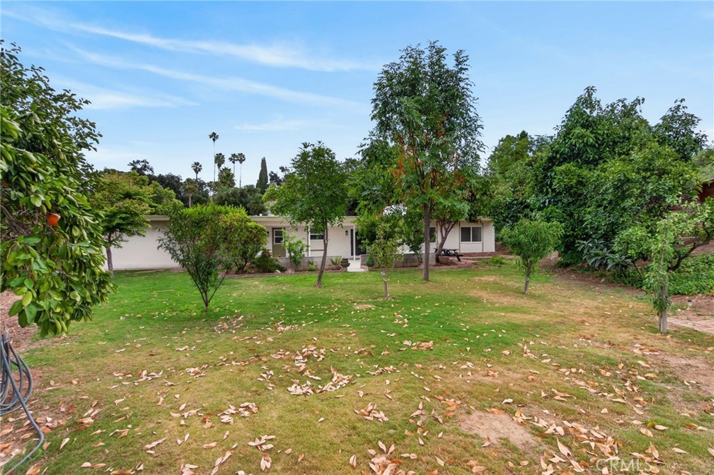 1184 Lyndhurst Drive Riverside, CA 92507 - Photo 31 of 54