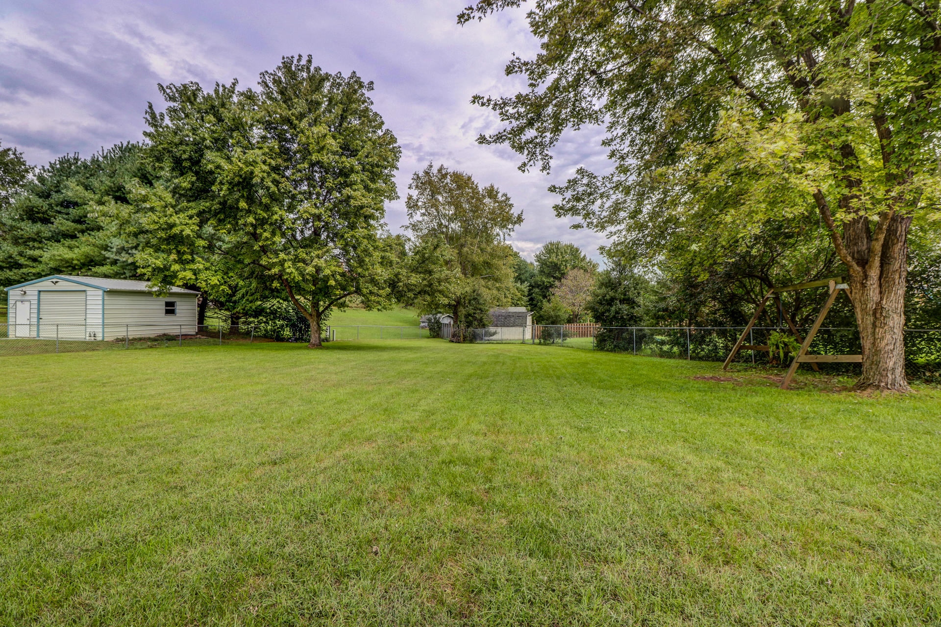 5315 Huntridge Road Roanoke, VA 24012 - Photo 40 of 44 IMG_5665_6_7_8_9