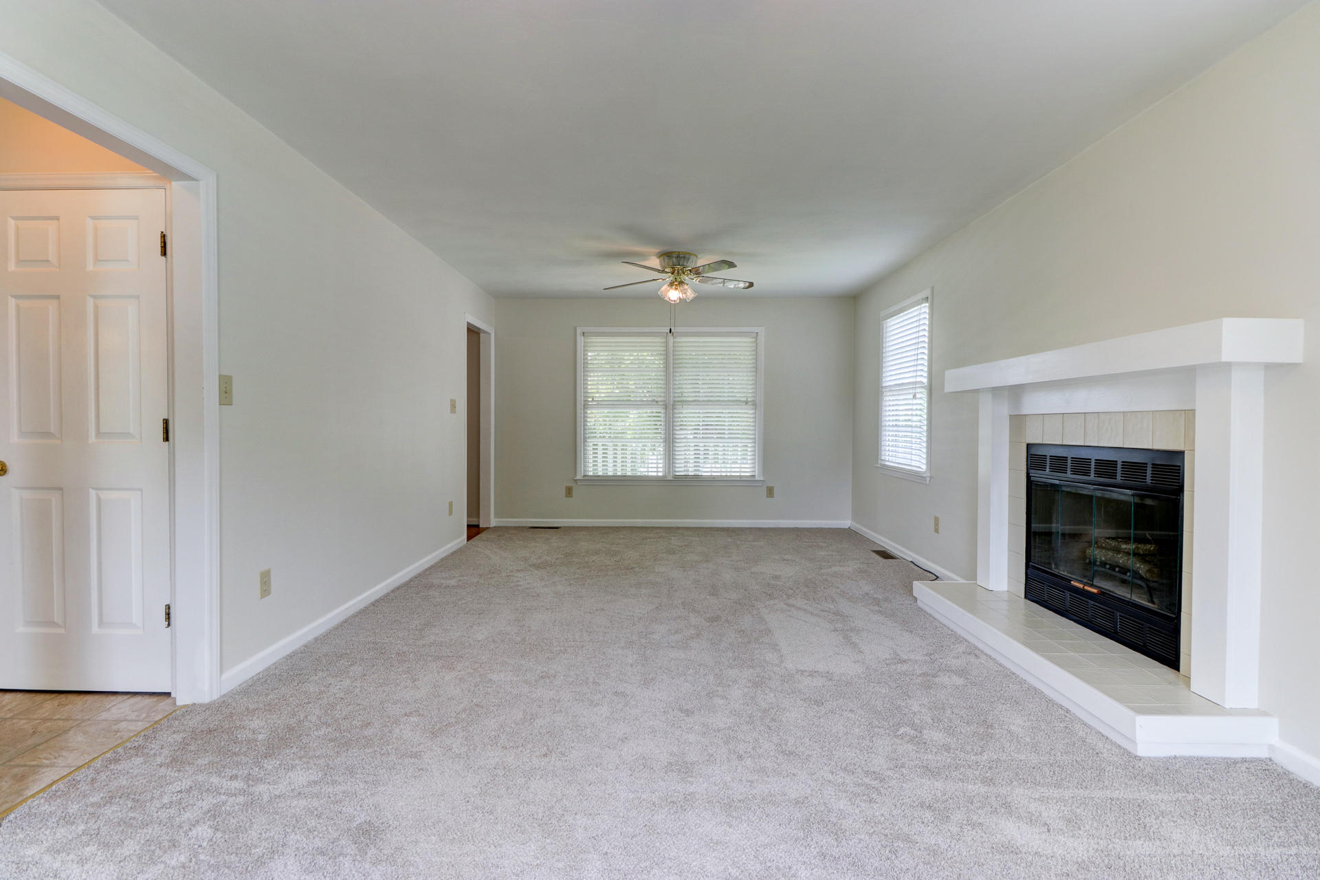 5315 Huntridge Road Roanoke, VA 24012 - Photo 8 of 44 IMG_5495_6_7_8_9
