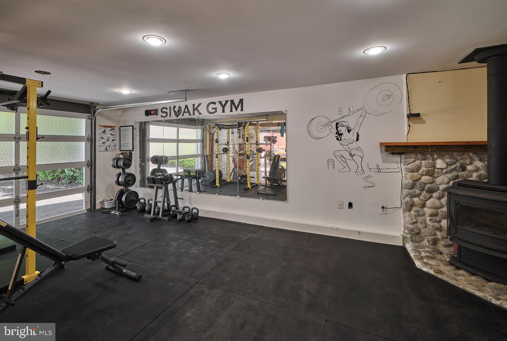 41 Washington Avenue Princeton, NJ 08540 - Photo 25 of 43 1/2 Garage used as a gym