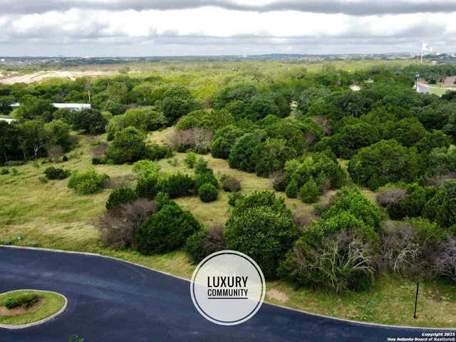 a view of a yard with an outdoor space