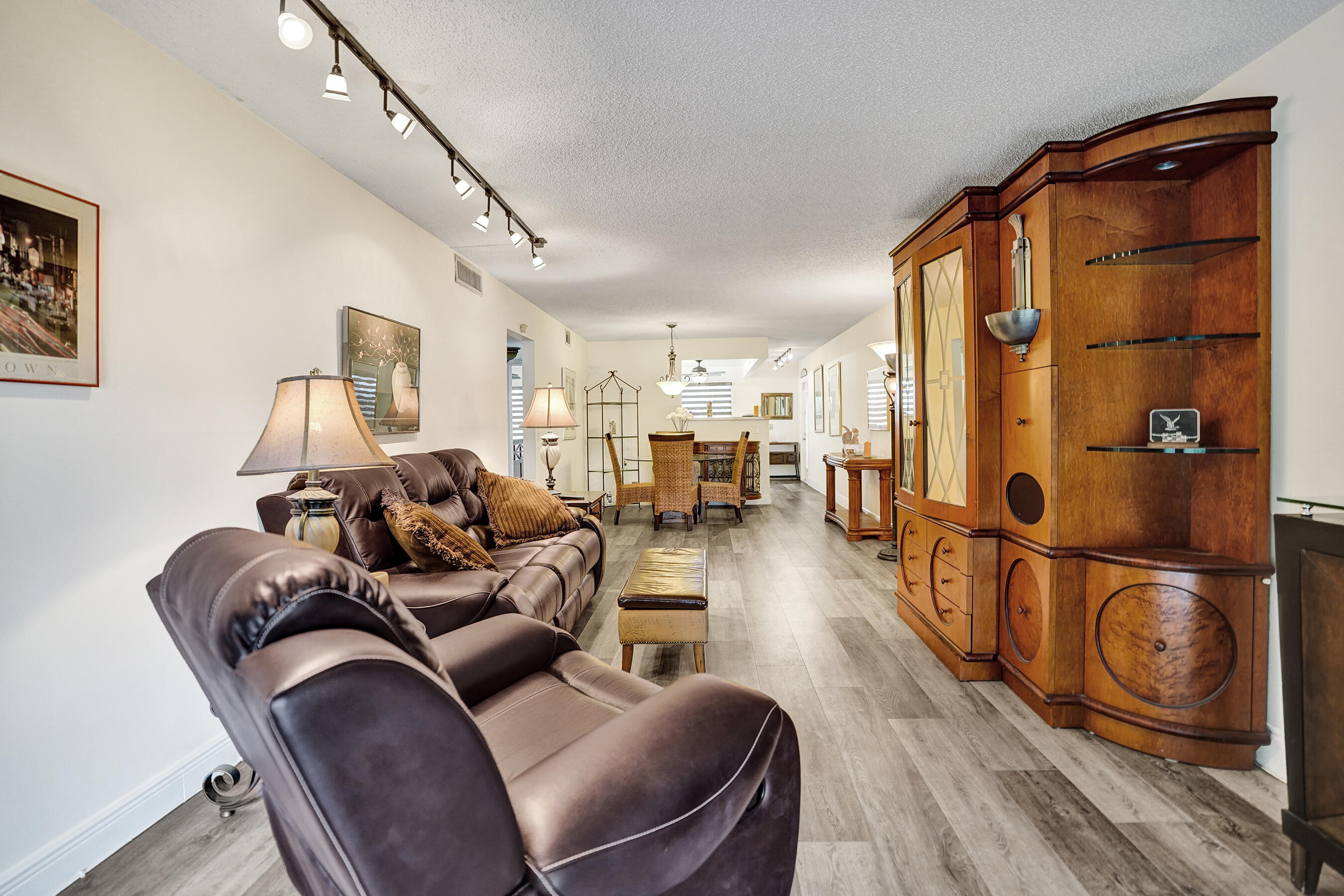 1033 Ainslie C Boca Raton, FL 33434 - Photo 19 of 42 a living room with furniture