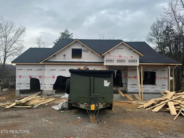 $897,000 | 268 Dudala Way, Loudon, TN 37774