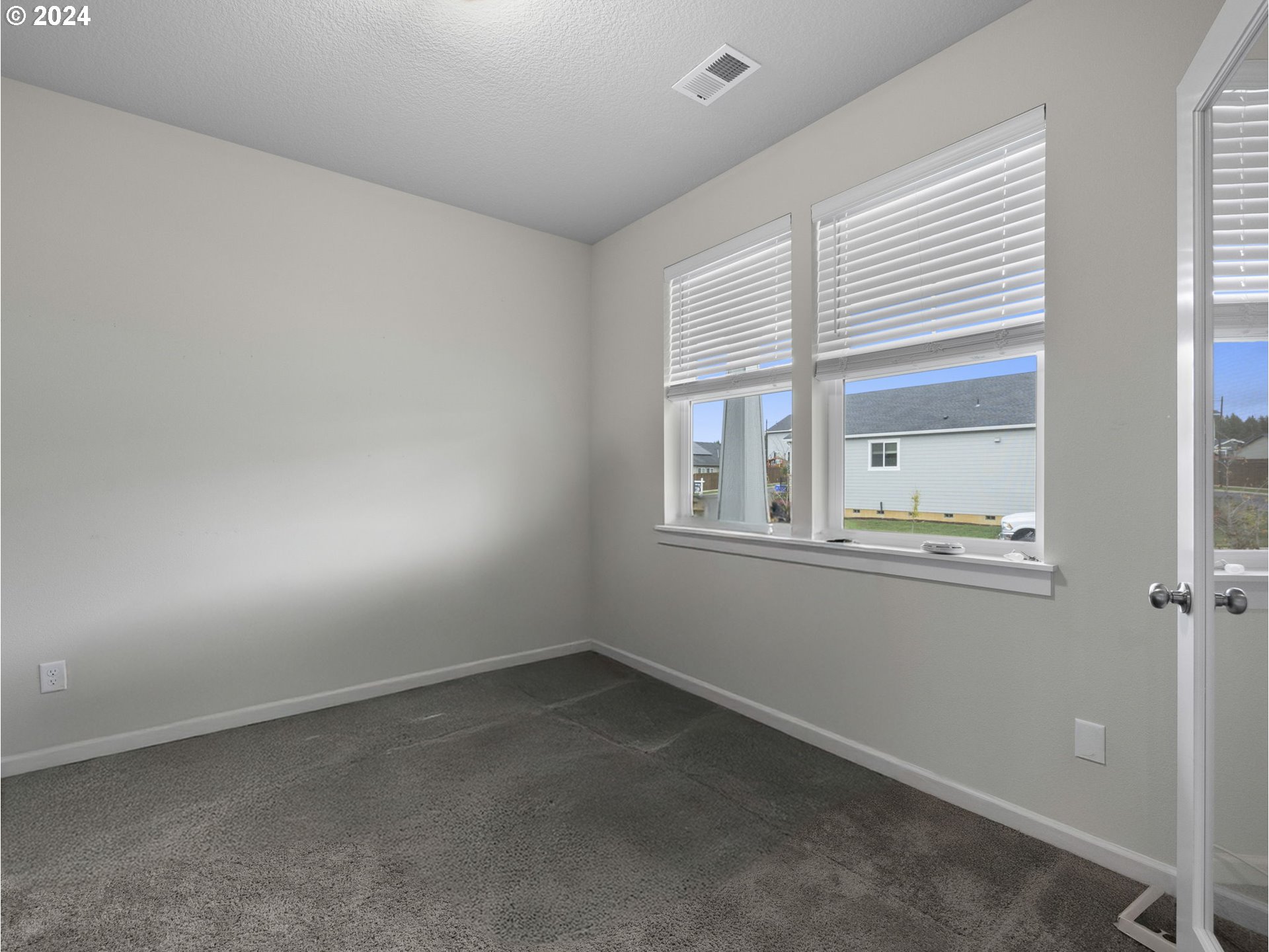 37492 Keta Street Sandy, OR 97055 - Photo 11 of 36 Gallery Image 11