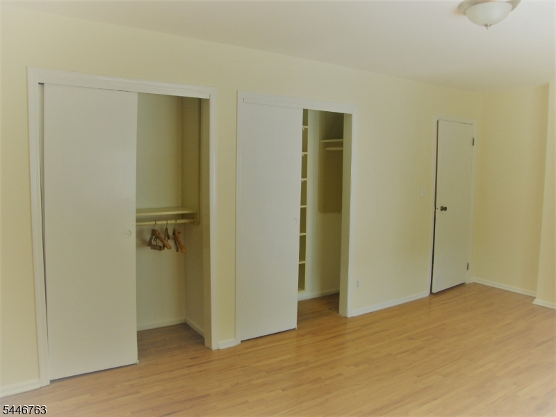 768 Springfield Avenue, Unit B 3 Summit, NJ 07901 - Photo 14 of 19