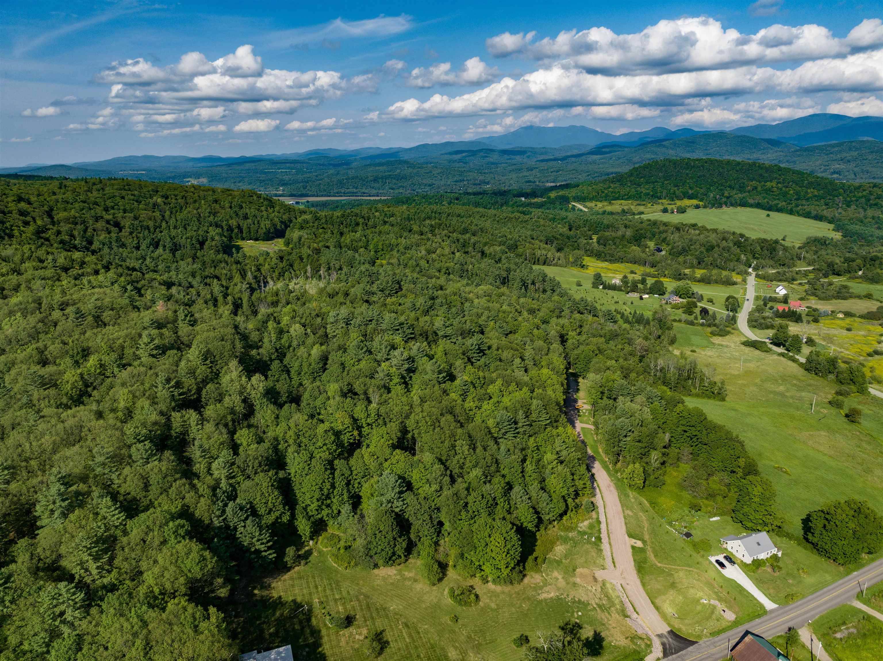 180 East Hill Road, Unit 4 Richmond, VT 05477 - Photo 11 of 23 Gallery Image 11