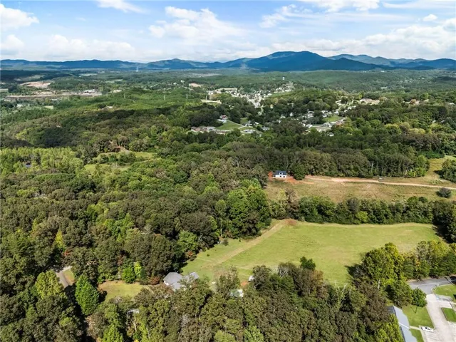 $674,900 | 120 Brookhaven Trail, Blue Ridge, GA 30513