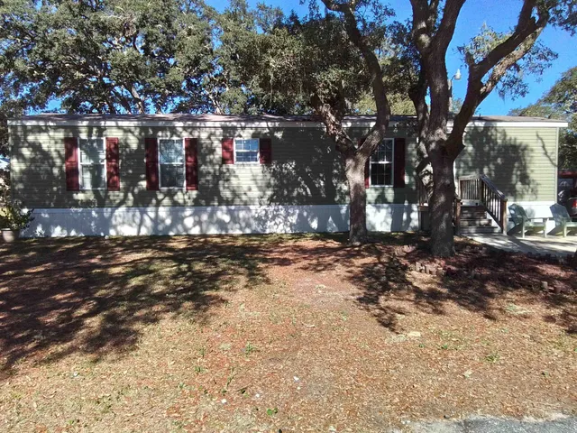$220,000 | 135 Carolina Street, Carrabelle, FL 32322
