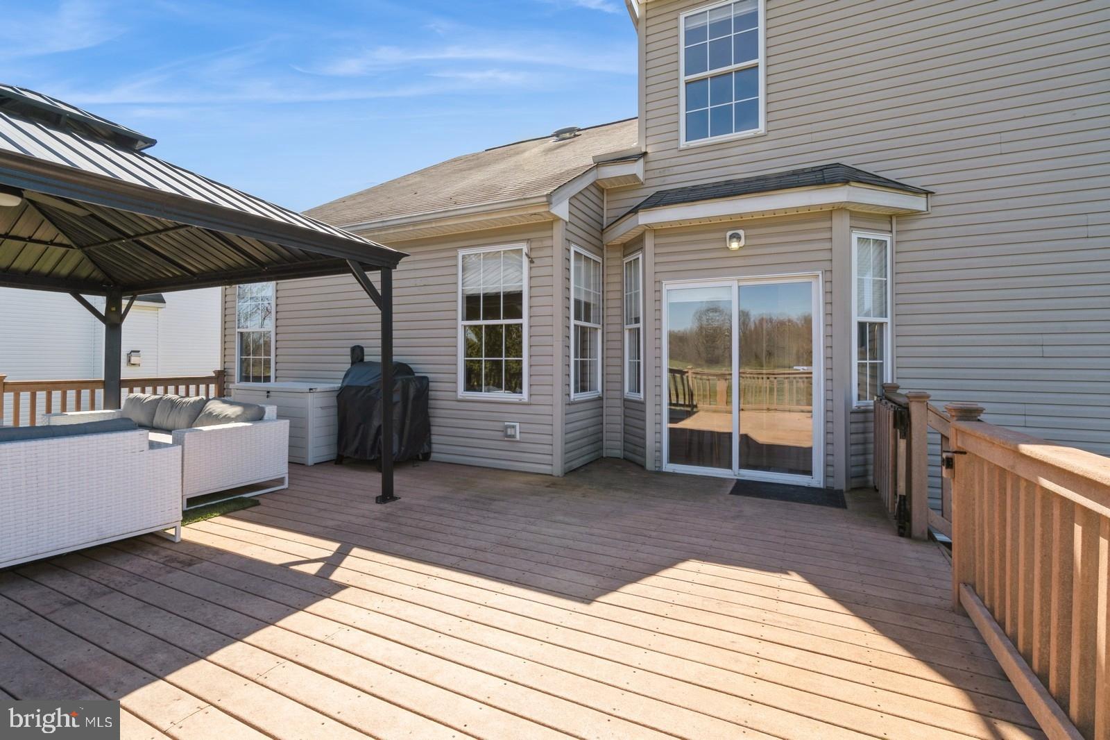 32 Moorsgate Circle Hightstown, NJ 08520 - Photo 46 of 49 a view of a backyard with sitting area