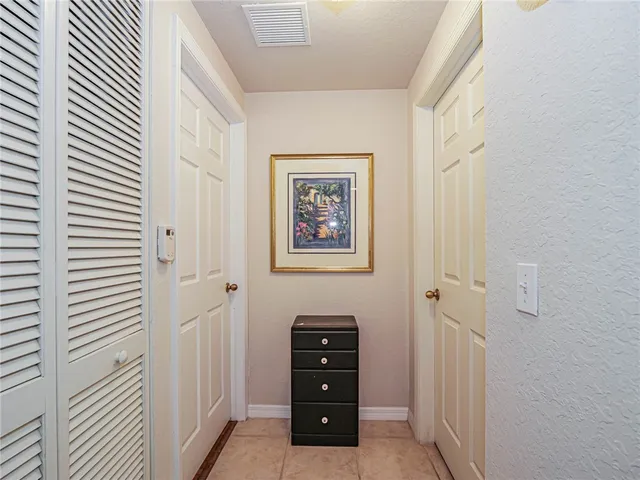 $2,000 | 2288 57th Circle, Unit 2288, Vero Beach, FL 32966