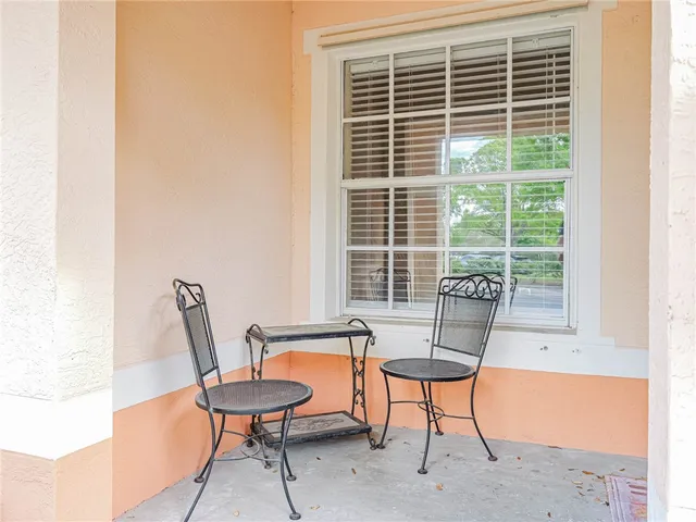 $2,000 | 2288 57th Circle, Unit 2288, Vero Beach, FL 32966