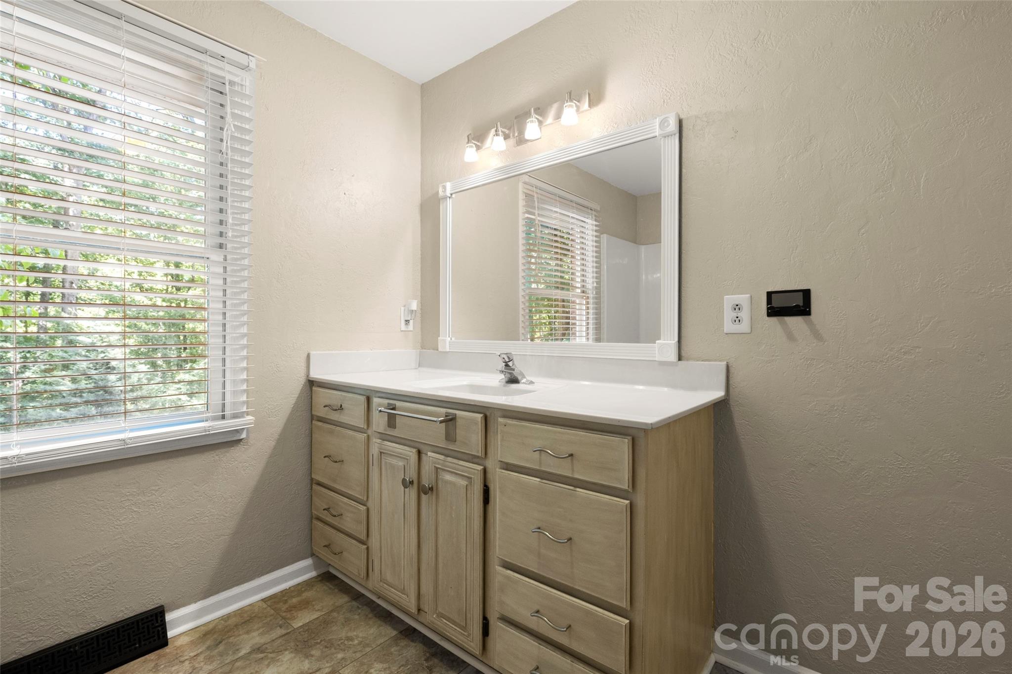 195 Thousand Oaks Road Indian Land, SC 29707 - Photo 21 of 37 Gallery Image 21
