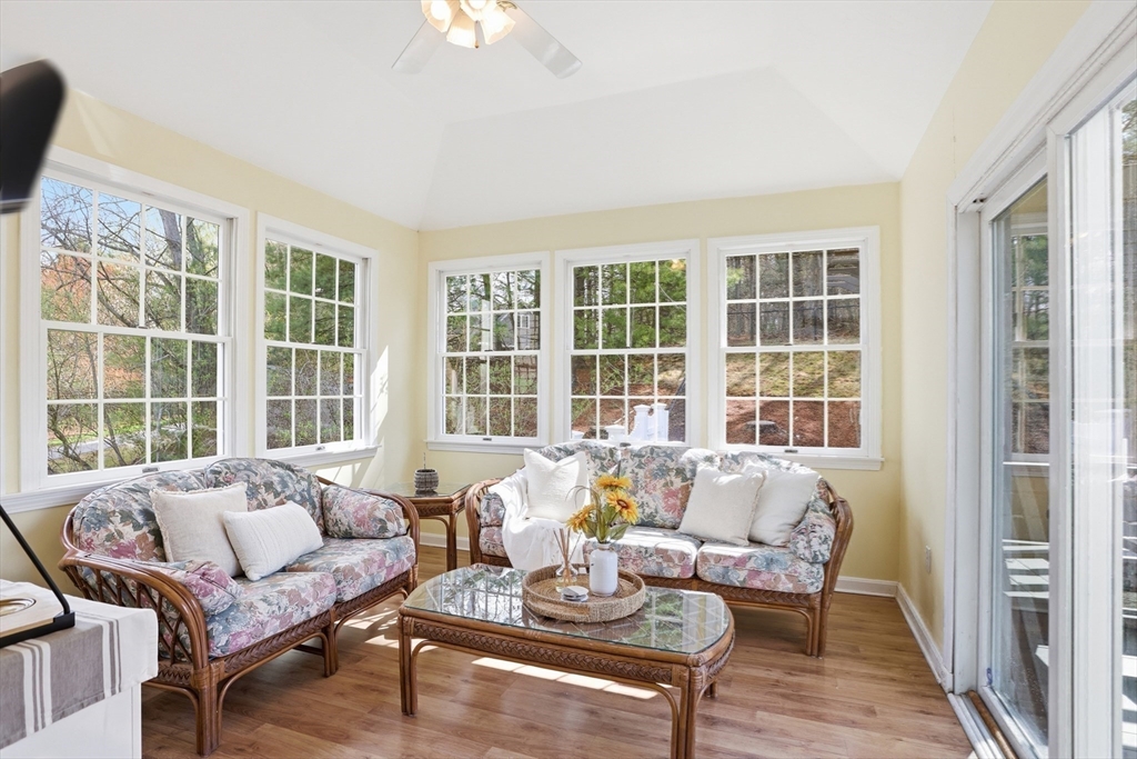 18 Chicory Road, Unit 18 Westford, MA 01886 - Photo 6 of 33 Gallery Image 6