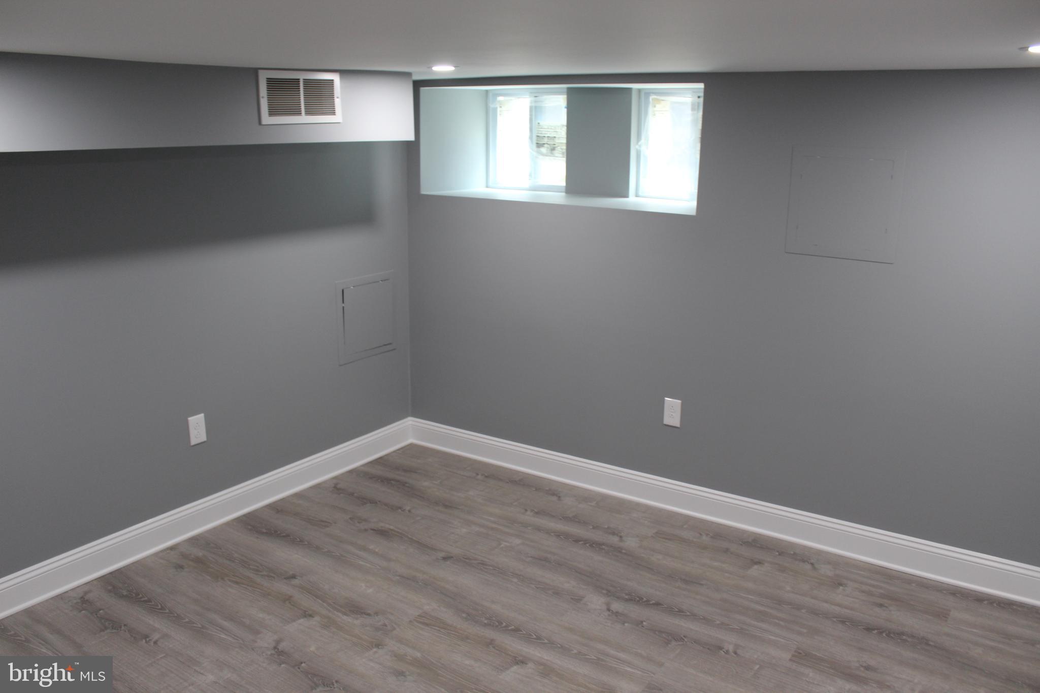 2929 Gerritt Street Philadelphia, PA 19146 - Photo 15 of 22 Finished basement