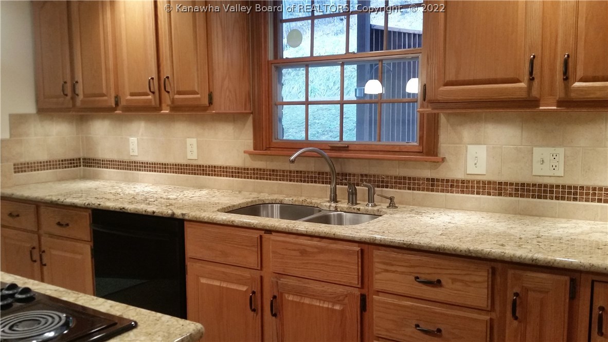 338 Bluelick Road Winfield, WV 25213 - Photo 12 of 27 Gallery Image 12