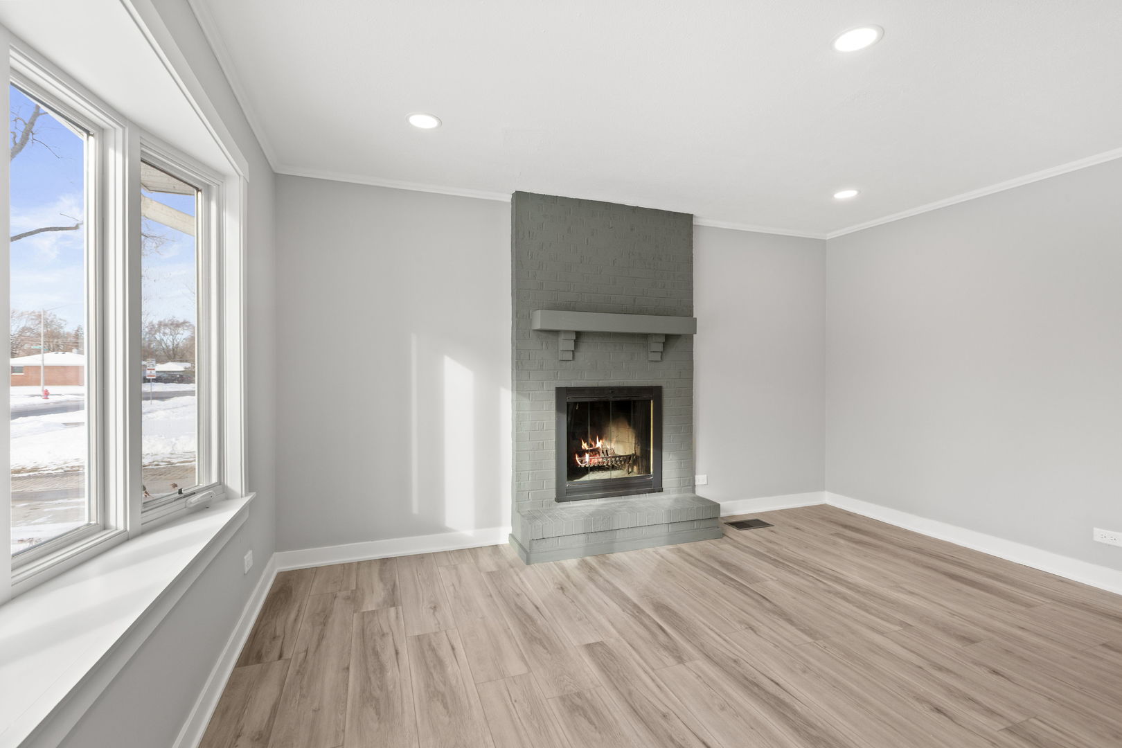 475 East Merle Lane Wheeling, IL 60090 - Photo 3 of 17