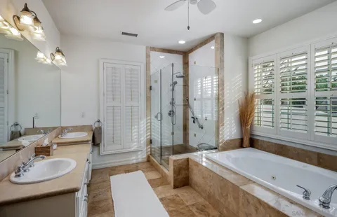 $2,395,000 | 2035 Mango Glen, Vista, CA 92084