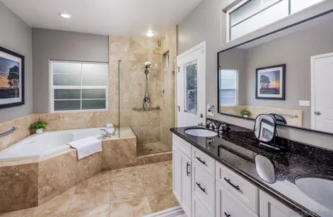 $2,395,000 | 2035 Mango Glen, Vista, CA 92084